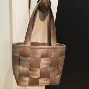 Harvey’s Seatbelt Bag -Medium Tote Beige